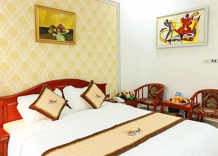 Royal Khách sạn