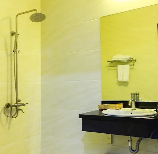Khách sạn Royal 2*