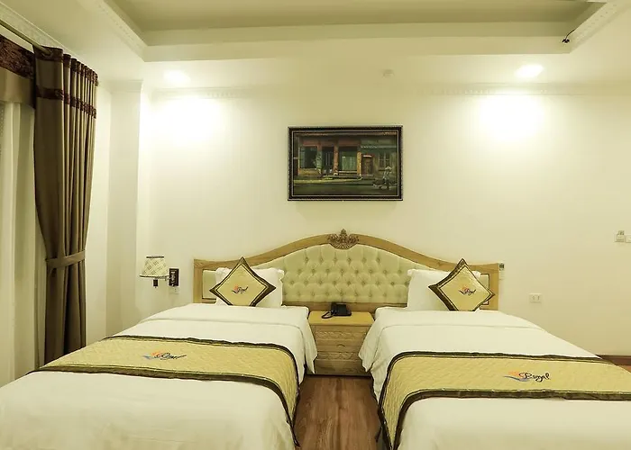 Royal Khách sạn Hạ Long